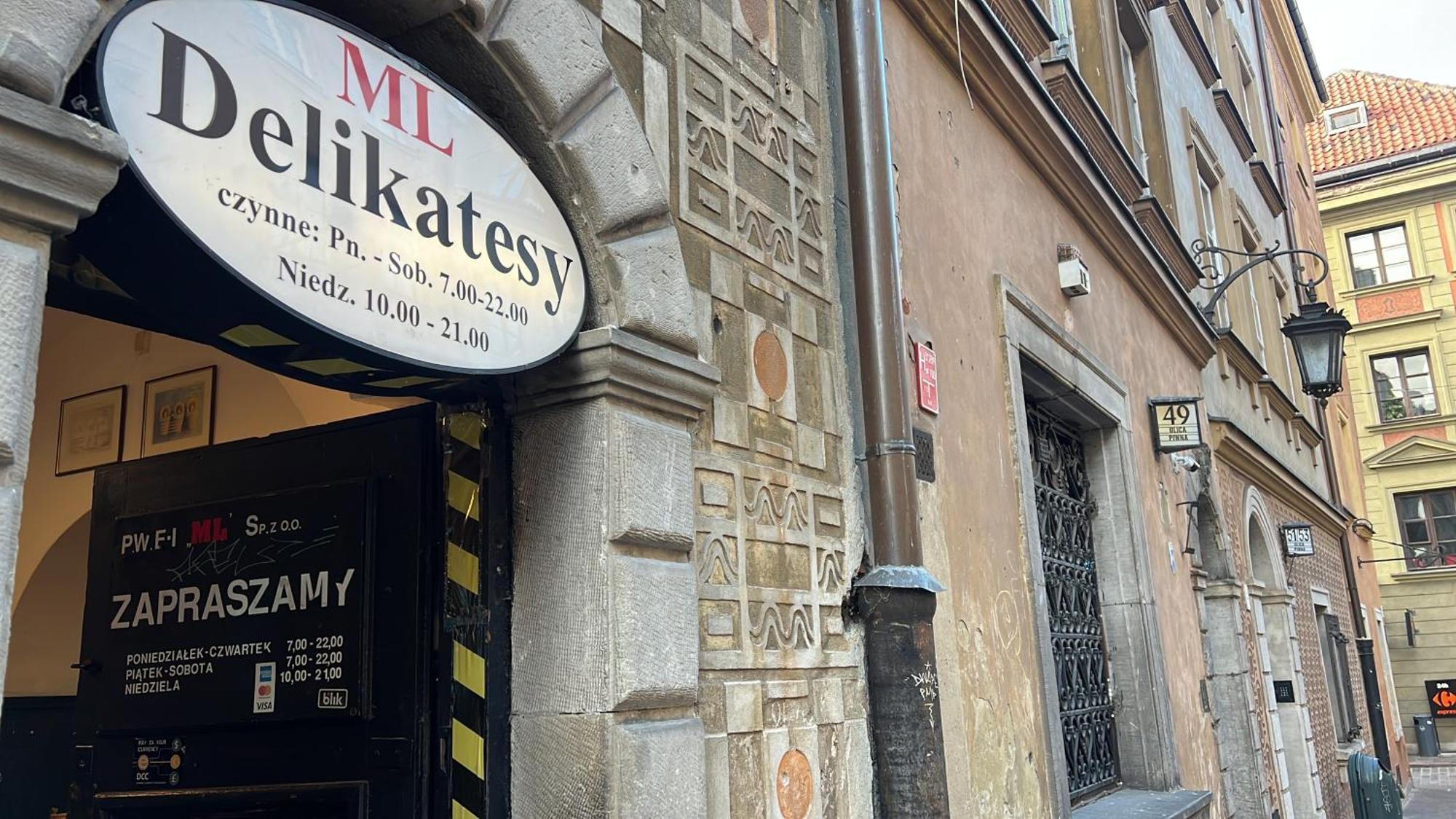 Nr 1 Europa22 Centrum Apartment Old Town Warsaw Stare Miasto Historyczna Kamienica Umiejscowiona W Zabytkowej Czesci Warszawy Obok Parku Multimedialnego I Barbakanu Parking 24H Sniadanie Opcjonaln Breakfast Optional Check In From 14 Pm Parter Ground Exteriör bild